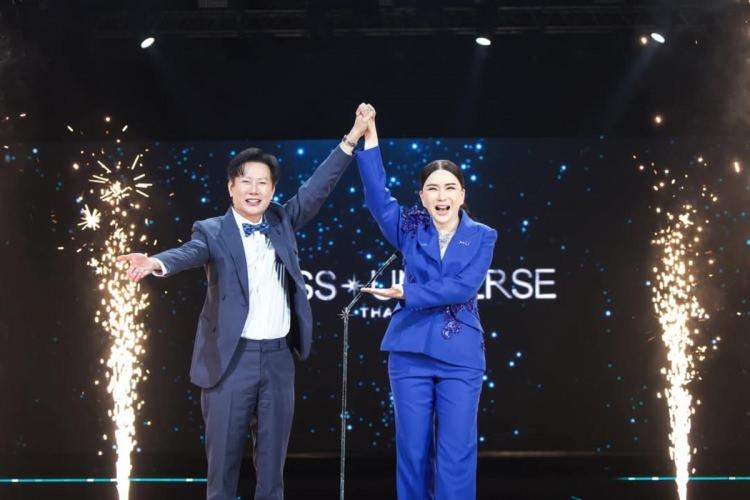 <p>Direktörün bu <strong>saygısız tavrına</strong> karşı kayıtsız kalmayan <strong>Bosch</strong>, daha fazla sessiz kalamadı ve <strong>güvenliği çağırdı</strong>.</p>
