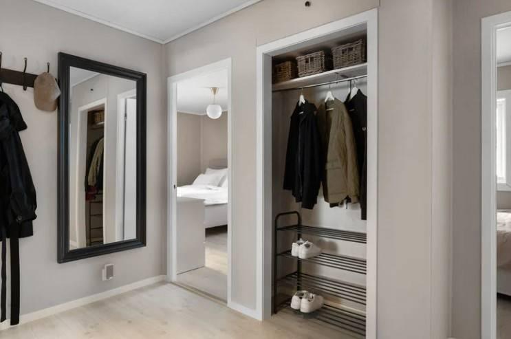 <p><span style="color:#000000"><strong>FAZLA NEMİ ORTADAN KALDIRIYOR</strong></span></p>

<p>Ukraynalıların tarafından sık sık temizlenip dolaplara yerleştirilen bir adet kestane hem rutubetle savaşıyor hem de kıyafetlerin en büyük düşmanı olan güvelere karşı geliyor.</p>
