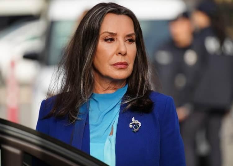 <p><strong>Ünlü sanatçı Perihan Savaş, 1995 yılında vefat eden eşi Yılmaz Zafer'i 30. ölüm yıl dönümünde duygusal sözlerle andı.</strong></p>
