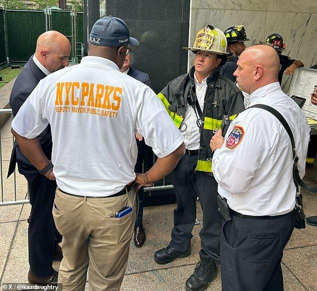 <p><span style="color:#B22222"><strong>OLAYIN HEDEFİ BİLİNMİYOR</strong></span></p>

<p> </p>

<p>Üssün, başkan, başkan yardımcısı ve Kongre üyelerinin resmi gezilerde kullandığı tesis olması nedeniyle, olayın belirli bir kişiyi veya departmanı hedef alıp almadığı henüz netleşmedi.</p>
