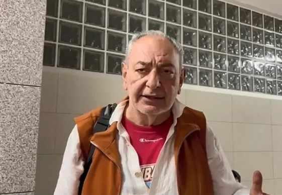 <p><span style="color:#B22222"><strong>İLK VUKUATI OLMADIĞI ORTAYA ÇIKTI</strong></span></p>

<p>Yaşanan bu olayın ardından THY tarafından kara listeye alınan Muhtar ile ilgili atılan iddia gündem oldu. Muhtar'ın ağustos ayında da THY'nin Bodrum uçağında olay çıkardığı bildirildi.</p>

<p> </p>
