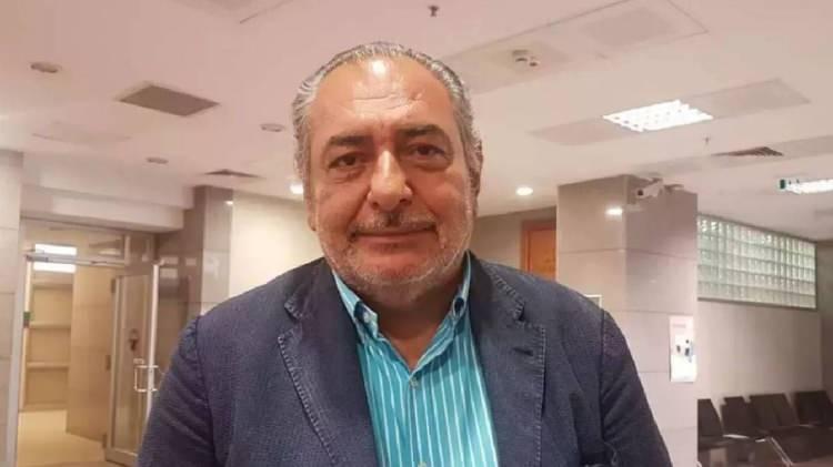 <p>Muhtar'la aynı uçakta olan yolcu Bodrum seferi öncesi yaşananları anlattı. Sabah'ta yer alan habere göre, bulunduğu ekonomi sınıfı koltuktan<strong> "business class"</strong> bölümündeki boş koltuğa geçmeye çalışan Muhtar'ın kendisini uyaran görevlilere küfürler ettiği ortaya çıktı.</p>

<p> </p>
