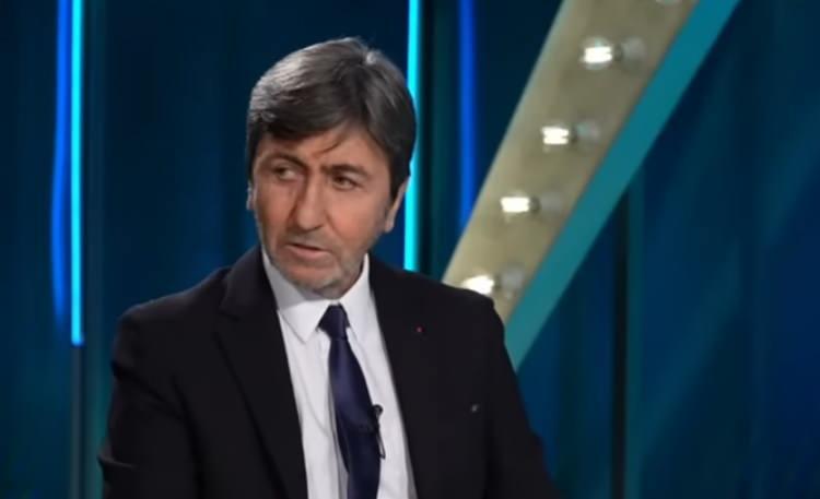 <p><strong>FENERBAHÇE ŞİMDİ GALATASARAY KADIKÖY'E GELECEK DİYE DÜŞÜNÜYOR</strong></p>
