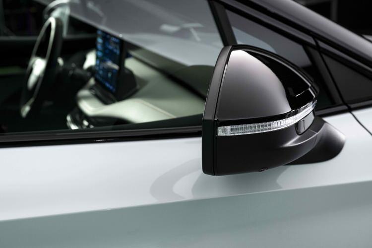 <p>&Ouml;l&ccedil;ek olarak bu yılın ilk 10 ayında 20 bin adet ve &uuml;zerinde satış rakamına ulaşan, b&ouml;ylece toplam pazardan en az %2,5 oranında pay alan markalar dikkate alındığında; satış oranlarını artıran 14 marka belli oldu!</p>

<p>&nbsp;</p>
