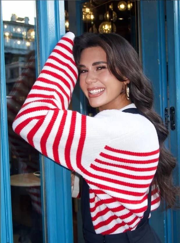 <p>Ünlü fenomen <strong>Sibil Çetinkaya</strong>, sebebi belli olmayan bir hastalıktan dolayı <strong>hastanede kontrol altında tutulduğunu</strong> ve <strong>ziyaretçi girişlerinin dahi yasaklandığını</strong> açıklamıştı. </p>
