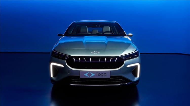 <p>AA muhabirlerinin Otomotiv Distribütörleri ve Mobilite Derneği (ODMD) verilerinden derlediği bilgilere göre, ocak-ekim döneminde otomobil satışları geçen yılın aynı dönemine göre yüzde 10,98 artarak 833 bin 382, hafif ticari araç satışları ise yüzde 7,23 yükselerek 210 bin 414 oldu.</p>

<p> </p>
