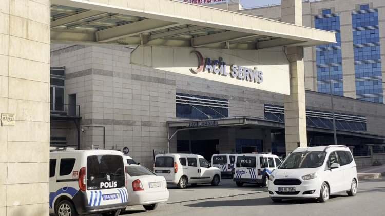 <p>İhbar üzerine olay yerine sağlık ve polis ekipleri sevk edildi. </p>
