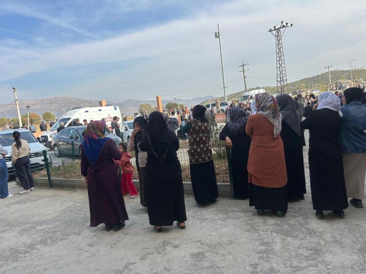 <p>Şüphelilerin jandarmadaki işlemleri sürüyor. </p>
