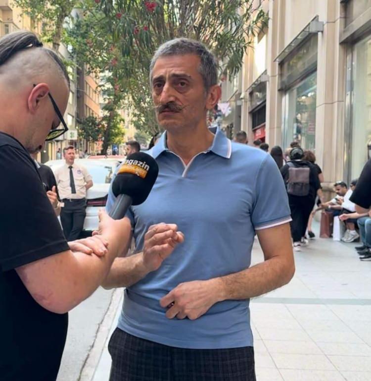 <p><strong>Yılmaz Erdoğan'ın tıpkı Esin Korkut gibi akrabası olduğu bilinen Keçeci, Yılmaz Erdoğan'a da kırgın olduğunu sözlerine ekleyerek hem psikolojik hem de maddi açıdan yıprandığını belirtti.</strong></p>
