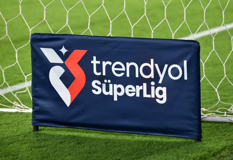 <p>Trendyol Süper Lig'den PFDK'ya sevk edilen futbolcular şöyle:</p>

