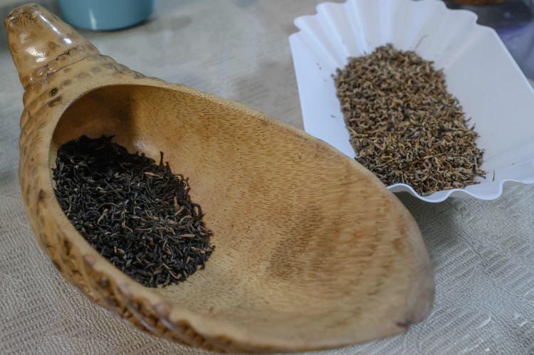 <p>Listede pekmez, bal, siyah çay ve krem peynir gibi ürünler yer aldı. </p>
