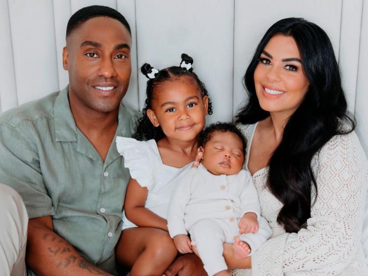 <p><strong>2018 yılında Türk asıllı Ayshen Kemal ile nikah masasına oturan ve iki çocuğu bulunan Webbe'nin eşiyle tanıştıktan sonra sık sık Türkiye'ye geldiği ve Türkçe öğrenmeye çalıştığı biliniyordu. </strong></p>
