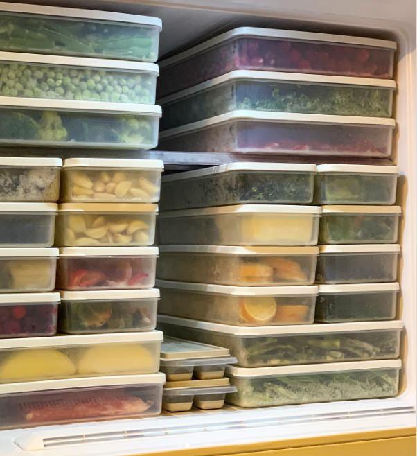 <p>Ayrıca tek kullanımlık plastik kapların, özellikle sıcak yiyeceklerle temas ettirilmemesi gerektiği konusunda da uyarıyorlar.</p>
