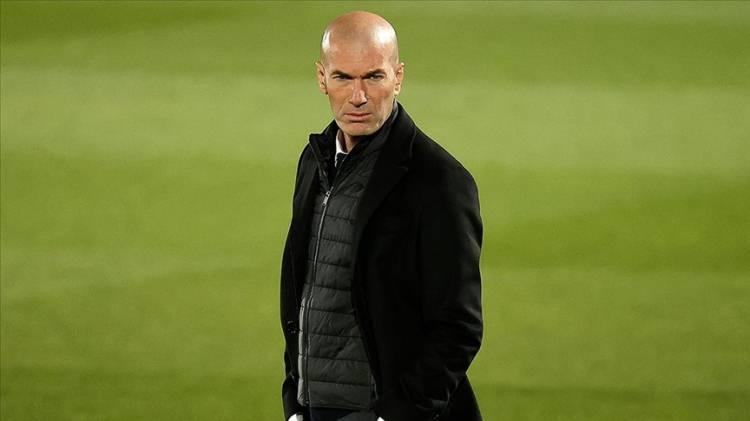 <p>5-Zinedine Zidane</p>
