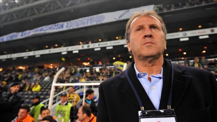 <p>Fakat "daha güvenilir" görülen FourFourTwo'nun listesinde Zico yoktu.</p>
