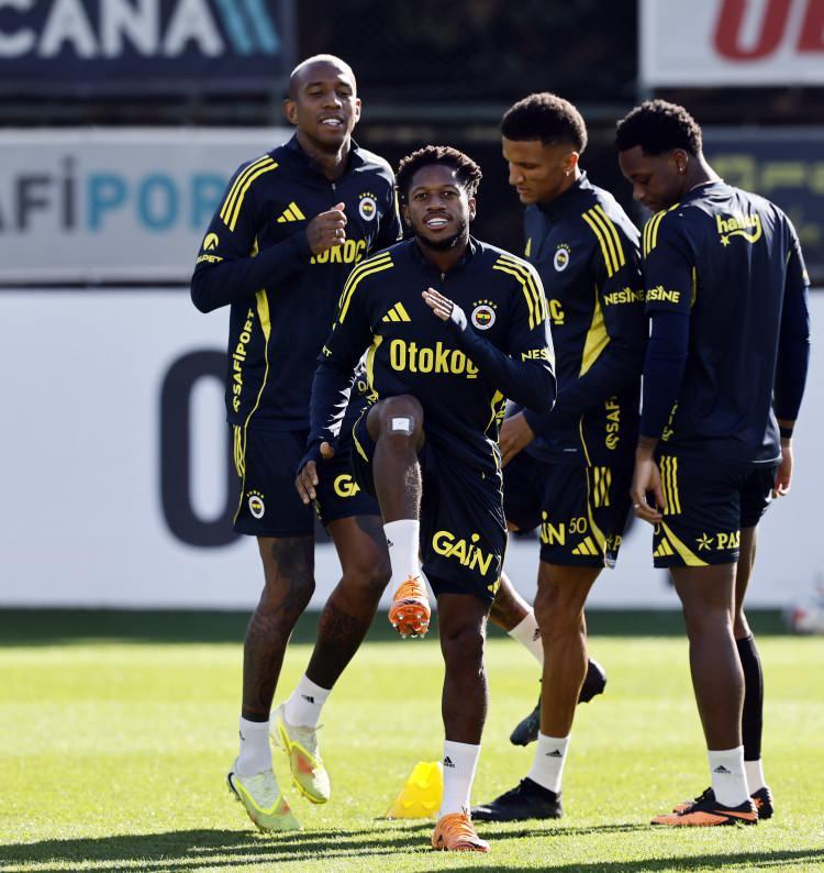 <p>33- Fenerbahçe (Türkiye): 247 puan</p>
