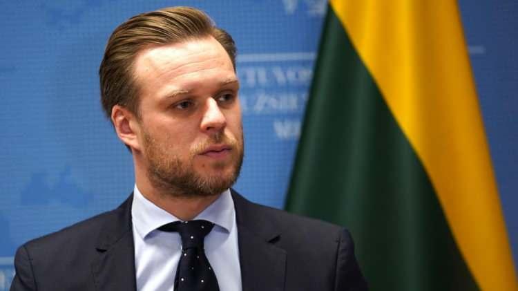 <p><span style="color:rgb(178, 34, 34)">LİTVANYA</span></p>

<p>Litvanya Dışişleri Bakanlığı, ABD merkezli X şirketinin sosyal medya platformunda, "Türk askeri kargo uçağının Gürcistan-Azerbaycan sınırında trajik bir şekilde düştüğünü öğrenmekten derin bir üzüntü duyuyoruz. Bu zor zamanda müttefikimiz Türkiye ile dayanışma içindeyiz. Bu trajediden etkilenen herkese içten taziyelerimizi iletiyoruz." sözlerine yer verdi.</p>
