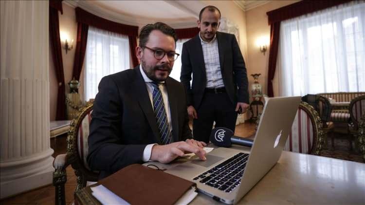 <p><span style="color:rgb(178, 34, 34)">POLONYA</span></p>

<p>Polonya'nın Ankara Büyükelçiliği, hayatını kaybedenlerin ailelerine, TSK'ya, Türkiye'deki yetkili makamlara ve Türk milletine taziyelerini ilettiklerini kaydetti. Elçilik, bu zor zamanlarda dayanışma içinde olduklarını ve desteklerini ifade etti.</p>
