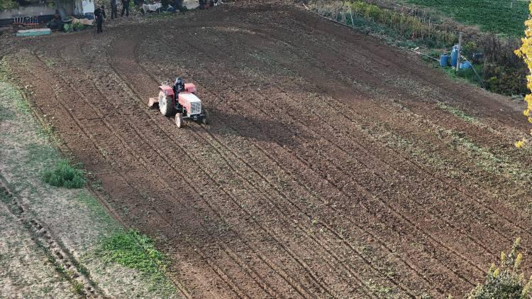 <p><span style="color:#A52A2A"><strong>ÖNEMLİ DEĞİŞİKLİKLER YAPILDI</strong></span></p>

<p> </p>

<p>İçişleri Bakanlığı tarafından Karayolları Trafik Yönetmeliği'nde önemli değişiklikler yapıldı.</p>
