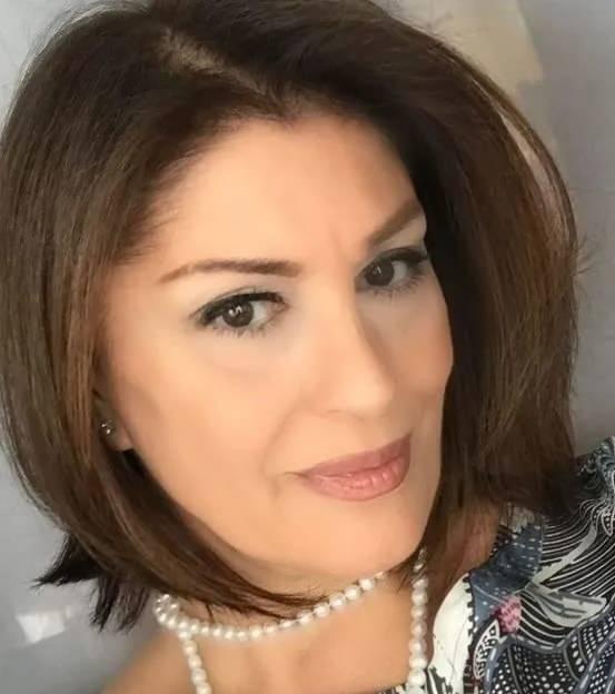 <p>Hayranları, “Zaman sana işlemiyor”, “Her zamanki gibi zarif ve asil”, “Yeşilçam’ın kraliçesi” gibi yorumlarla ünlü isme övgüler yağdırdı.</p>
