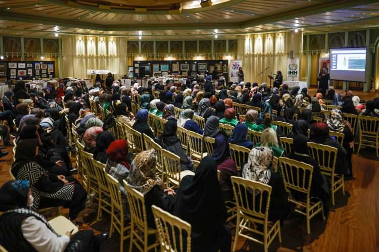 <p><strong>BURKİNA FASO'DA 321 METREKARELİK SAĞLIK MERKEZİ</strong></p>

<p>İHH İstanbul Kadın Teşkilatı tarafından yürütülen proje kapsamında, <em><strong>Burkina Faso’nun Bobo Dioulasso şehrinde 321 metrekarelik bir sağlık merkezi</strong></em> inşa edilecek. </p>
