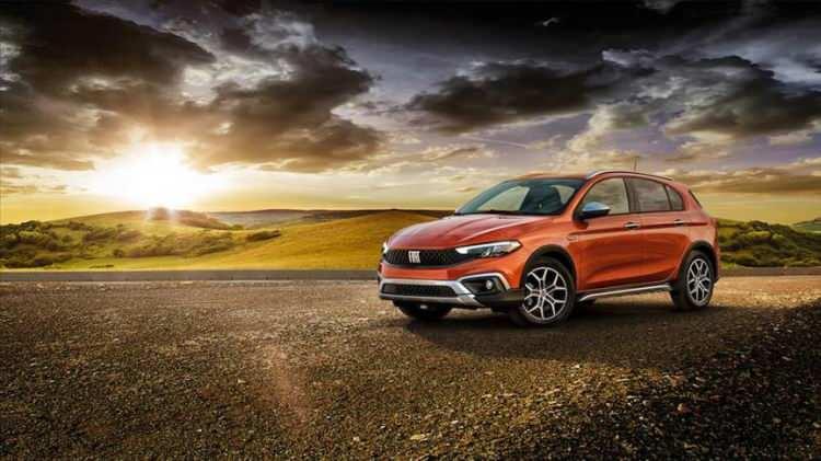 <p><span style="color:#B22222"><strong>2- FIAT EGEA CROSS<br />
​</strong></span></p>

<p>Kasım Ayı Satış Fiyatı: 1 milyon 134 bin 900 TL</p>
