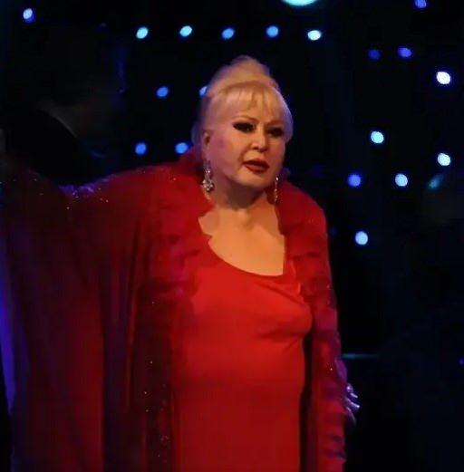 <p>Hazırlıkların tamamlanmasının ardından Abacı'nın cenazesi Washington’dan Türk Hava Yolları aracılığıyla İstanbul’a gönderilmek üzere havalimanına getirilecek. Muazzez Abacı’nın Türkiye’deki cenaze töreninin 17 Kasım Pazartesi günü Ankara’da gerçekleştirilmesi bekleniyor.</p>
