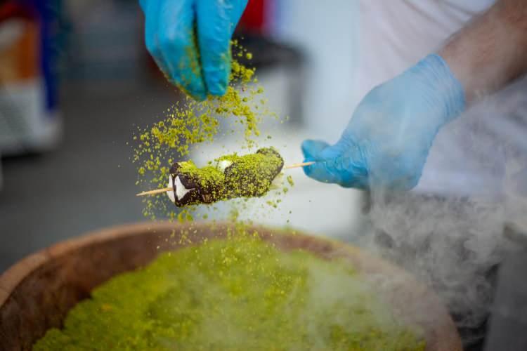 <p>Uzman isim dışarıda yenilen yemeklerden riskli olanları ve gerekçeleri sıraladı.</p>
