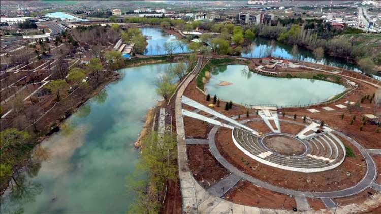 <p><span style="color:#B22222"><strong>Kırıkkale: </strong></span></p>

<p> </p>

<p>Rakip il: Kırşehir <br />
 </p>
