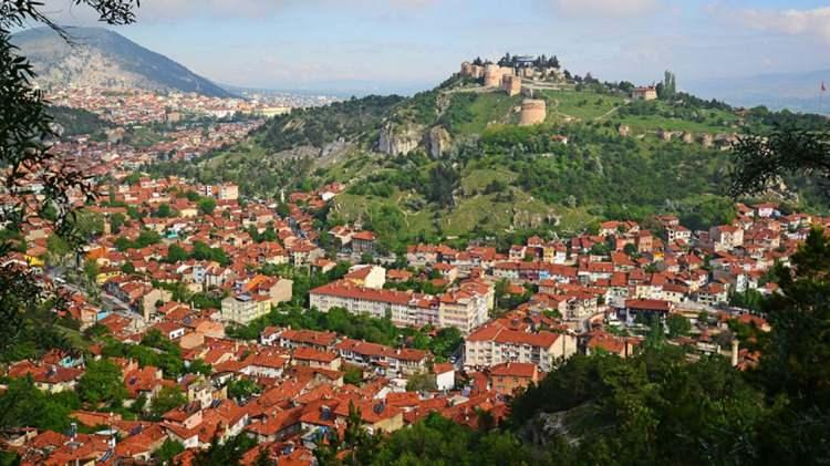 <p><span style="color:#B22222"><strong>Kütahya: </strong></span></p>

<p> </p>

<p>Rakip il: Afyonkarahisar </p>
