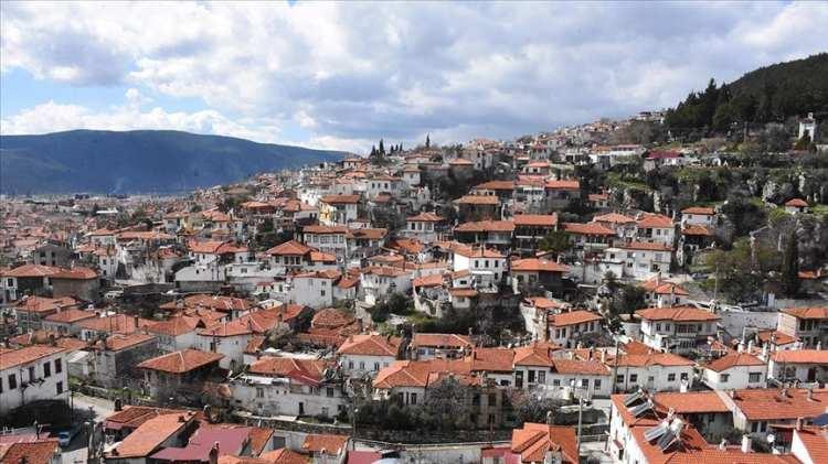 <p><span style="color:#B22222"><strong>Muğla: </strong></span></p>

<p> </p>

<p>Rakip il: Aydın </p>
