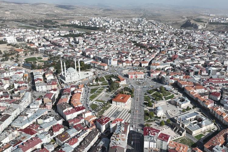 <p><span style="color:#A52A2A"><strong>Sivas: </strong></span></p>

<p> </p>

<p>Rakip il: Erzurum </p>
