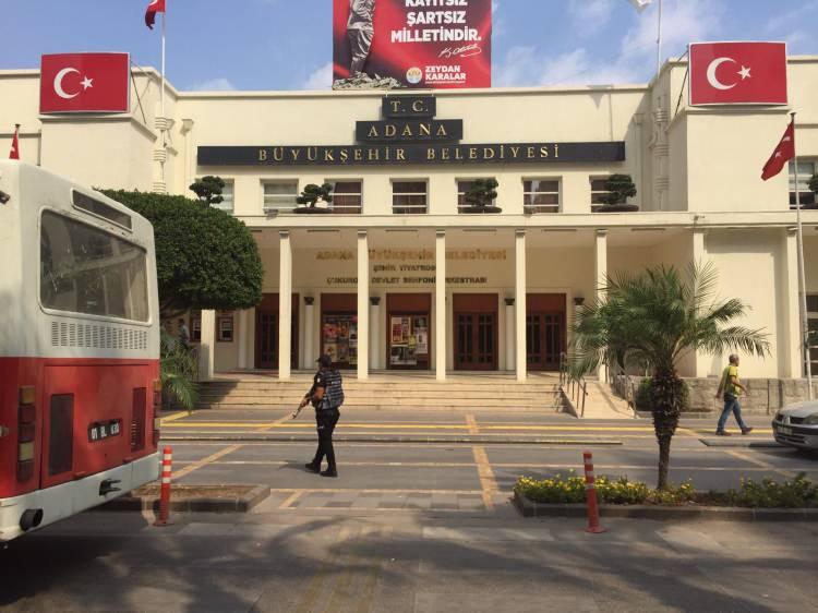 <p>Adana Büyükşehir Belediyesinin 7 milyar lira,</p>
