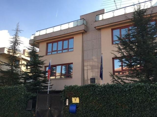 <p><span style="color:#B22222"><strong>Çekya Konsolosluk: </strong></span></p>

<p> </p>

<p>İSTANBUL Başvuru: 14451 Ret Sayısı: 3187 Ret Oranı: %22,1</p>

<p> </p>
