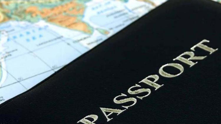 <p><span style="color:#B22222"><strong>Bulgaristan Konsolosluk:</strong></span></p>

<p> </p>

<p>EDİRNE Başvuru: 11529 Ret Sayısı: 633 Ret Oranı: %5,5</p>

<p> </p>

<p> </p>

<p>Kaynak: Ekonomim.com</p>
