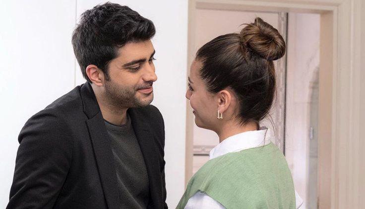 <p>Yayınlanan son bölümün hemen ardından dizideki rol arkadaşları <strong>Doğukan Güngör</strong> ve <strong>Feyza Civelek'</strong>i sosyal medya hesabından takibi bırakan <strong>Türkoğlu</strong>, veda paylaşımında dizi oyuncuları ile çekilen kareleri paylaşırken bu postta <strong>Güngör ve Civelek'</strong>e yer vermedi.</p>
