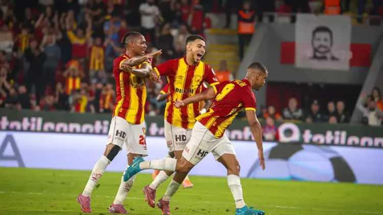 <p>* Göztepe<br />
<br />
* 11 maç - 13 puan</p>
