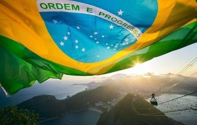 <p><span style="color:#B22222"><strong>1)  BREZİLYA</strong></span></p>
