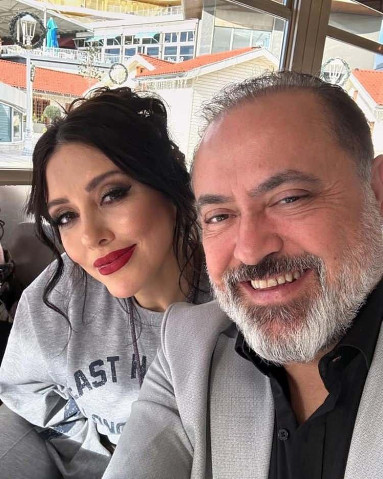 <p><strong>Eşini bir an olsun yalnız bırakmayan Elif Erol Erdoğan ise, sosyal medya hesabından yaptığı paylaşımla ünlü oyuncunun sağlık durumunu paylaştı.</strong></p>
