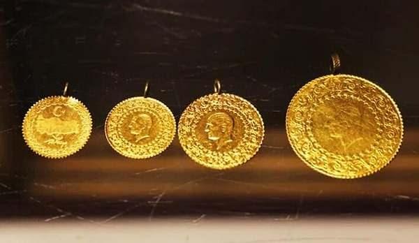 <p>“Benim öngörüm, aralık ayında Fed’in pas geçeceği yönünde. Bu da piyasayı biraz daha iyimser moda sokar. Ardından Powell’ın görevden alınma süreci Trump tarafından gündeme getirilebilir.”</p>
