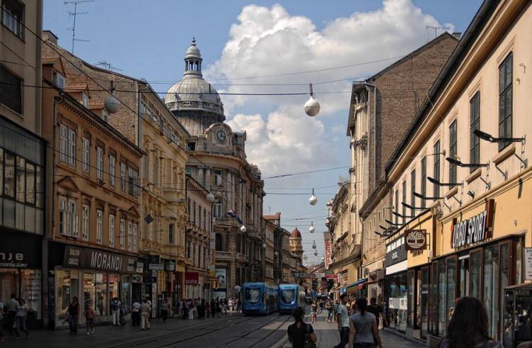 <p>38- Hırvatistan - Zagreb - Ilica</p>

<p> </p>

<p> </p>

<p> </p>

<p> </p>
