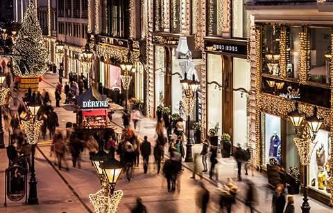 <p>26- Macaristan - Budapeşte - Fashion Street</p>

<p> </p>

<p> </p>
