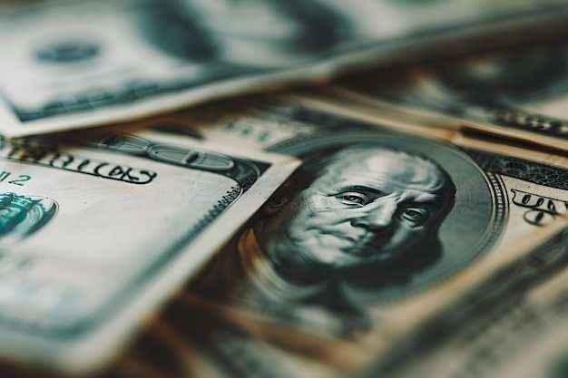 <p><span style="color:#B22222"><strong>BİRİNCİ SIRADAN ÇOK İKİNCİ SIRA ŞAŞIRTTI!</strong></span></p>

<p> </p>

<p>Ülkeler, yenilikçi iş modellerine ve sürdürülebilir kalkınmaya odaklanacak. Bu yaklaşım ekonomik<strong>​</strong> büyümenin yanında sosyal ve çevresel faktörleri de kapsayacak. <strong>Enerji verimliliği ve kaynak yönetimi, ekonomik performansı doğrudan etkileyecek. </strong></p>

<p> </p>

<p><strong><span style="color:#B22222">Rapora göre ikinci sıradaki ülke ABD'yi bile geride bırakacak...</span></strong></p>
