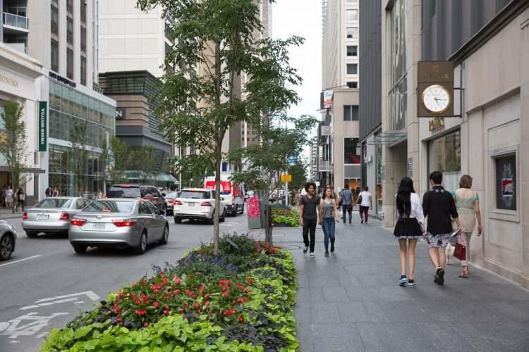 <p>25- Toronto, Kanada - Bloor Street</p>

<p> </p>

<p> </p>
