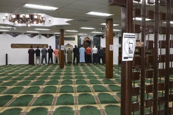 <p><strong>US Mosque Survey</strong>&nbsp;ve bağımsız veri taramaları, Teksas'ta cami sayısının son 15 yılda istikrarlı bi&ccedil;imde arttığını doğruluyor.&nbsp;</p>
