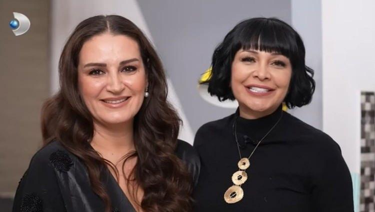 <p><strong>Kanal D ekranlarının sevilen programı "Evrim Akın ile Ev Gezmesi", her hafta birbirinden ünlü konukların evine misafir olmaya devam ediyor.</strong></p>
