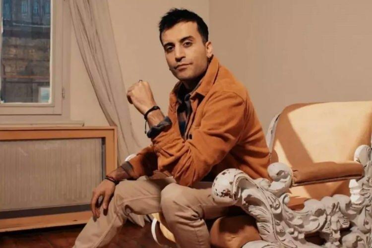 <p><span style="color:#800080"><strong>"ÇEKTİKLERİNİZİ SİLİN DİYECEĞİM AMA…"</strong></span></p>
