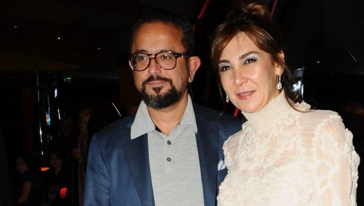 <p><em><strong>Bugün ayrılırken kayda geçirmek istediğimiz üç konu var:</strong></em></p>

<p><em><strong>Birincisi, birbirmizi hiçbir gün kazadan sorumlu tutmadık, suçlamadık. İkincisi birbirimizden hiçbir maddi talebimiz olmadan ayrılıyoruz. Üçüncüsü bir ömür boyu birbirimizin can dostuyuz. Vuslat Doğan ve Ali Sabancı"</strong></em> ifadelerini kullanmıştı.</p>
