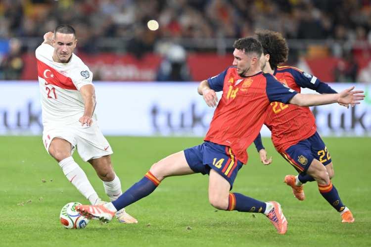 <p>El Mundo: İspanya, Türkiye ile absürt bir çatışmadan kıl payı kurtuldu</p>
