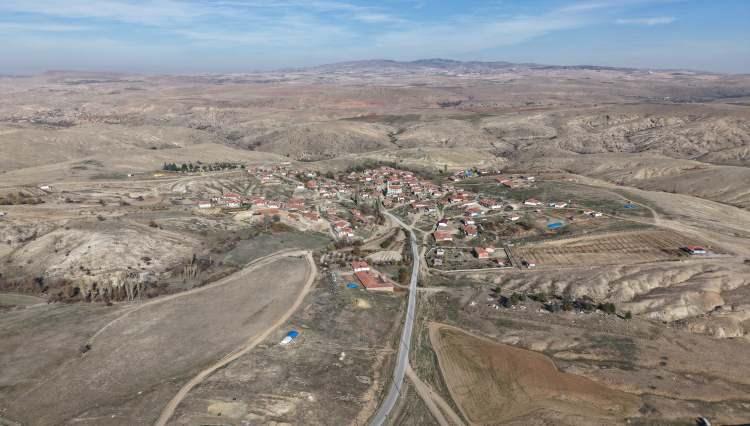 <p><span style="color:#A52A2A"><strong>97 KİŞİ HAYATINI KAYBETTİ </strong></span></p>

<p> </p>

<p>Ev içerinde bulunan ve paniklediklerinden ötürü kapıyı açamayan<span style="color:#A52A2A"> <strong><em>97 kişi olayda yaşamını yitirdi.</em></strong></span></p>
